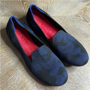 Rothy's RARE Navy and Black Camo Loafer Size 8.5